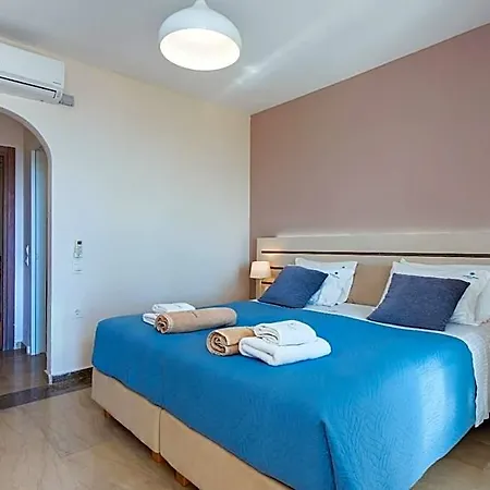 Krouzeri Hotel Kassiopi